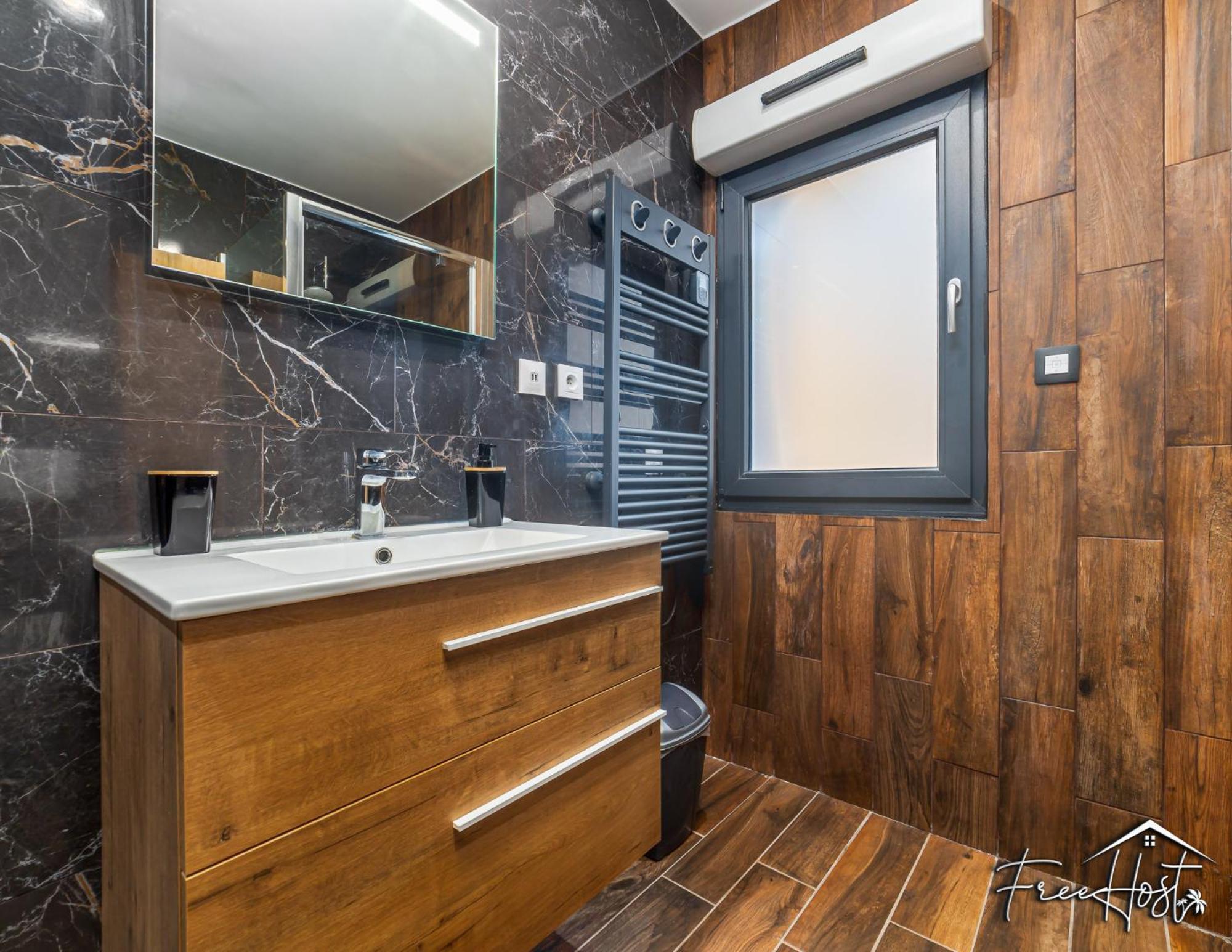 Marvel House - Disneyland 5Min, Private Parking, Terrace Magny-le-Hongre Buitenkant foto
